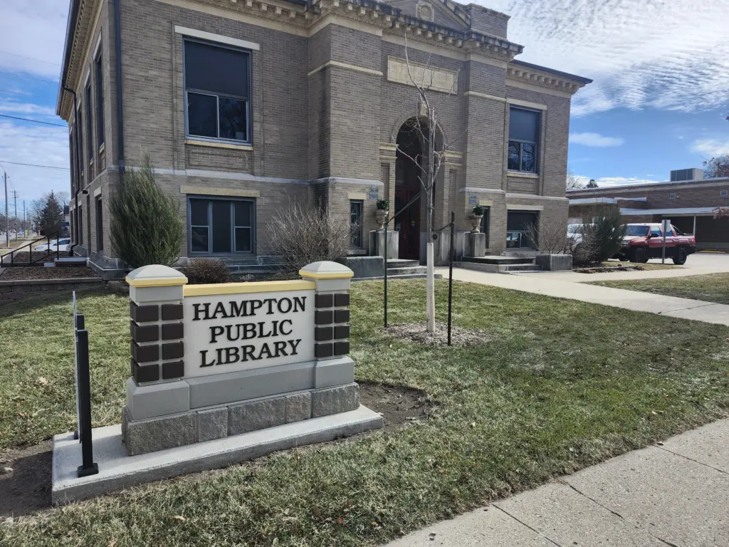 hampton-public-library-new-photo