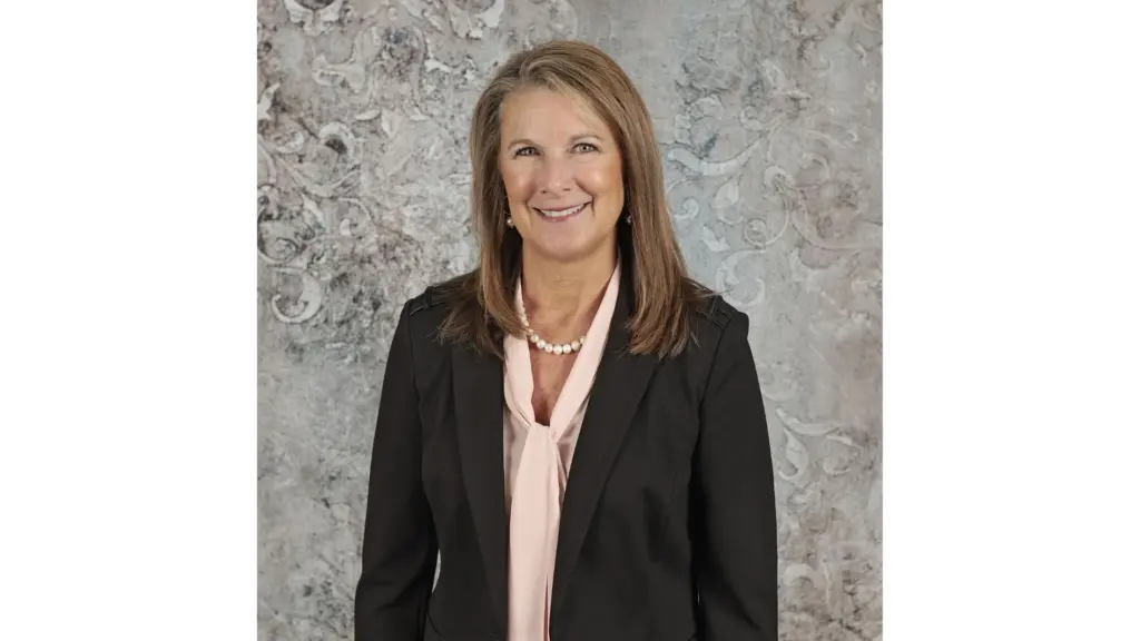 cindy-mollenbeck-retirement-photo