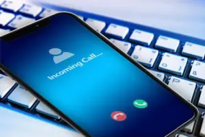 geralt-smartphone-6723173_1280