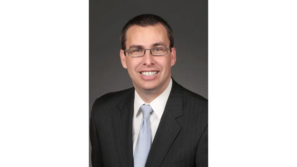 roby-smith-iowa-state-treasurer