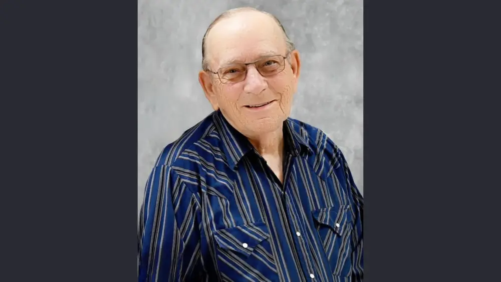 lyle-benjamin-stolzman-obit-photo