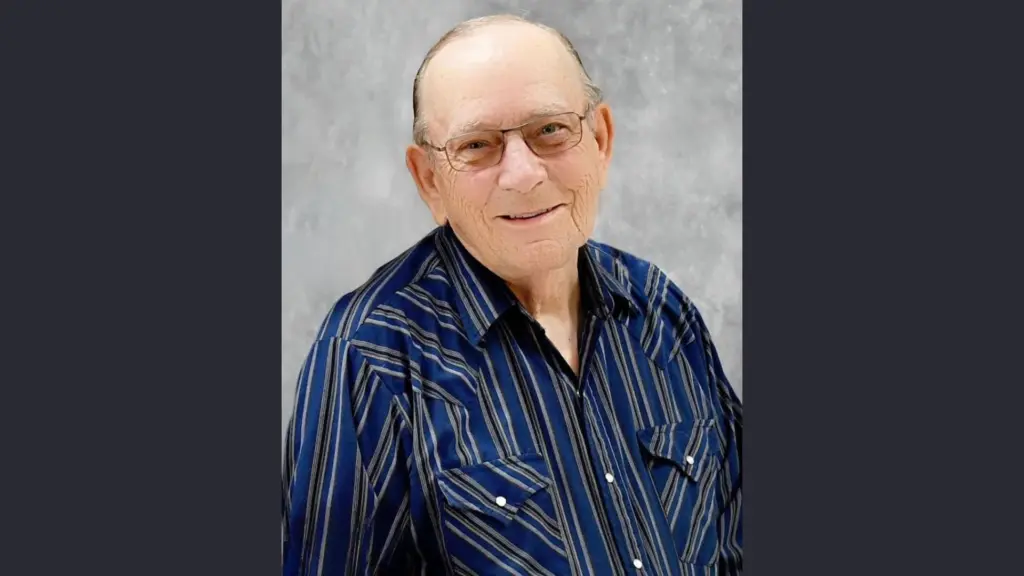 lyle-benjamin-stolzman-obit-photo