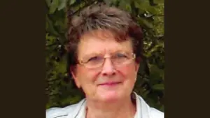 beverly-viet-obit-photo