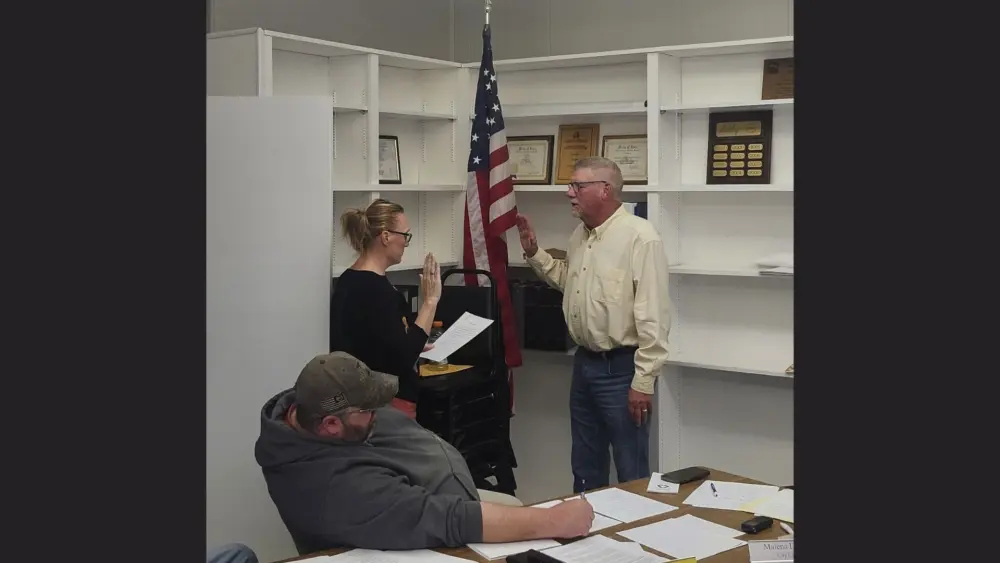 mike-abbas-ackley-mayor-swore-in-swear-oath