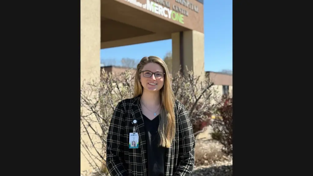 ally-flint-photo-headshot-fgh-medical-center-franklin