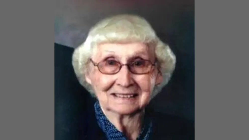 lavonne-mae-degroote-obit-photo