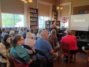 holocaust-at-library