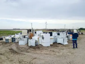 appliances-at-the-compost-site-on-wednesday-april-22