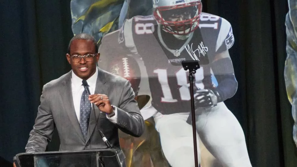 NFL player Matthew Slater receives the Bart Starr Awards^ 2017 AIA Super Bowl Breakfast on Saturday 4^ 2017 at the Marriott Marquis Houston^ Texas=