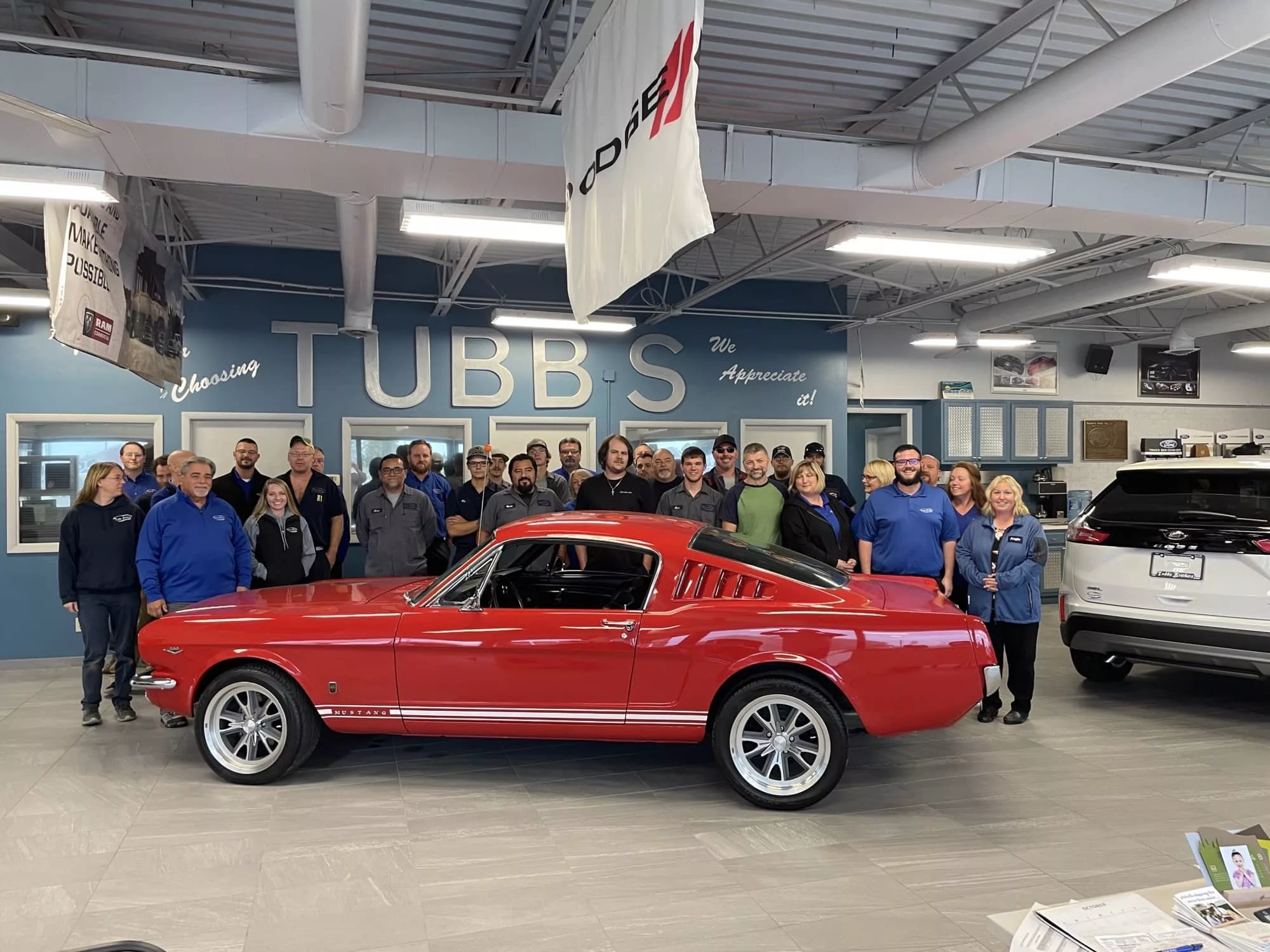 tubbs-brothers-2022-with-team