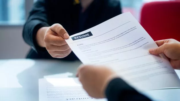 gettyrf_5323_resume917993