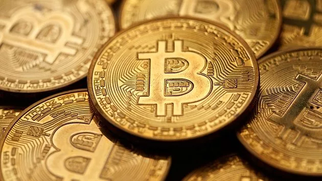 g_bitcoin_052225654989