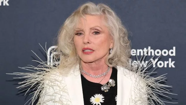 getty_debbieharry_060225774525