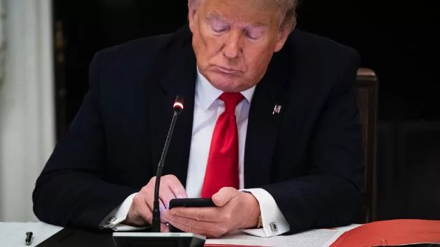 getty_trumpgettyimages-1223057457692080