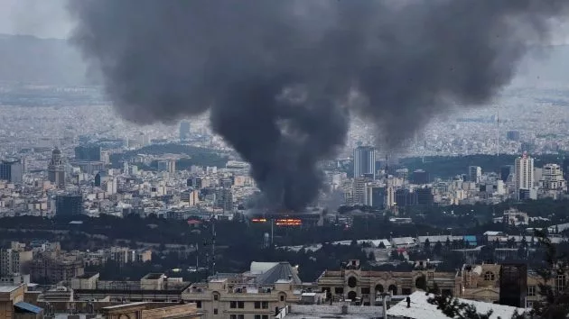 getty_israelstrikeoniran_06192576677