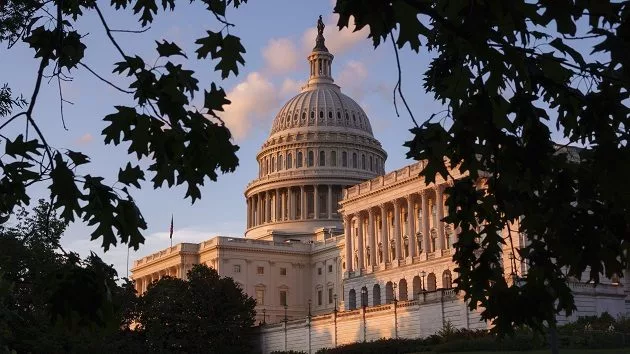 g_capitol_062625245038