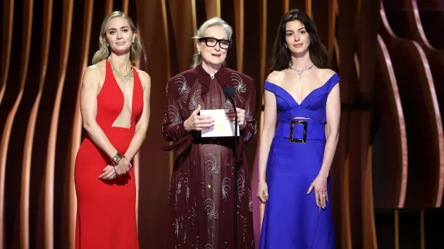 getty_emilybluntmerylstreepannehathaway_063025261569