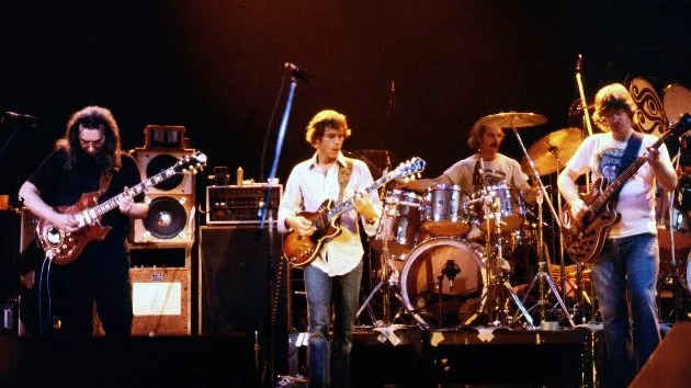 getty_gratefuldead_070125_larry20hulst3amichael20ochs20archives3agetty20images922376