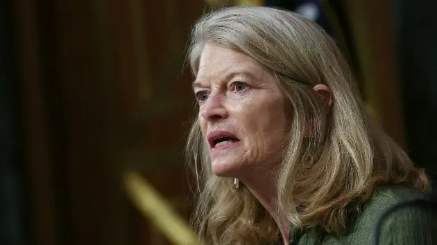 getty_lisamurkowski_072324574488