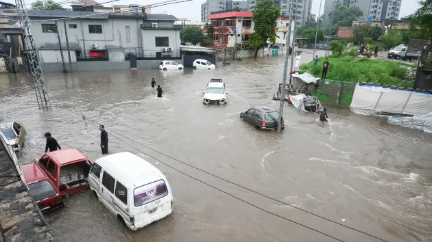 getty_monsoon_818699898