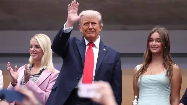 getty_donaldtrumpusopen_090825448690