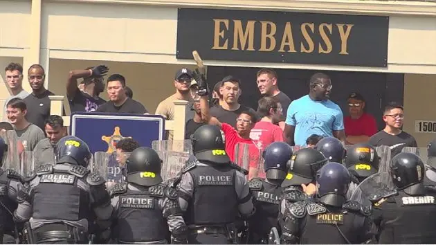 n_capitol-police-2-abc-gmh-250909_1757437177952_hpembed_25x14155898