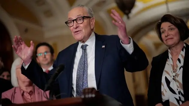 getty_chuchschumer_100125260895