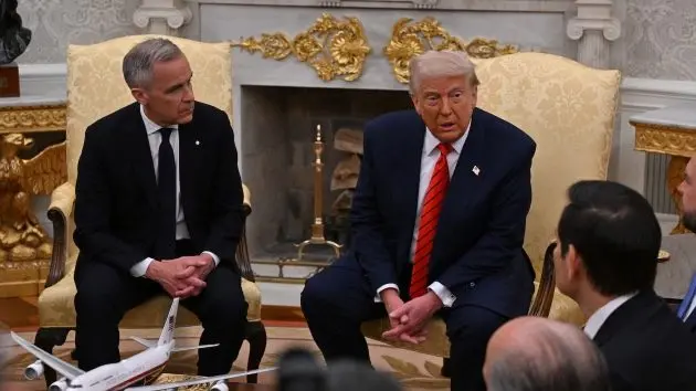 getty_carneytrump_100725314586
