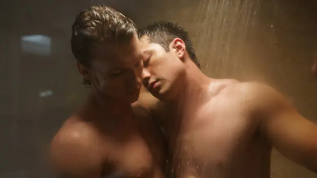 e_heatedrivalry_010726959849