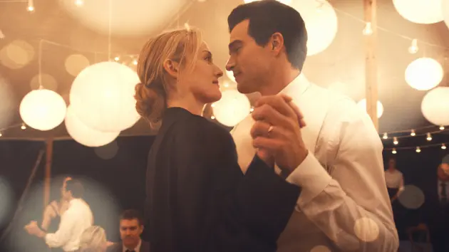 e_lovestoryjohnfkennedyjrcarolynbessette_020226783625