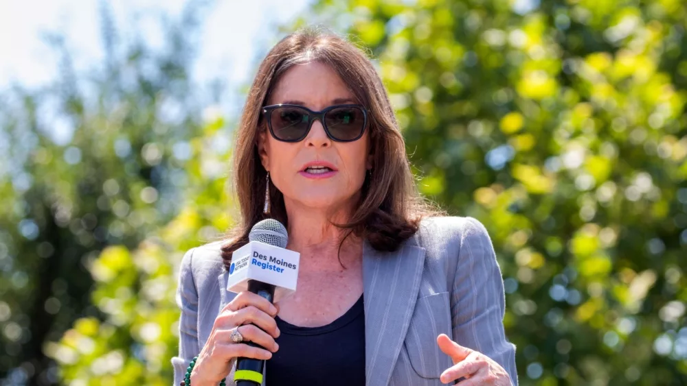 Marianne Williamson speaking at the Iowa state fair in Des Moines^ Iowa^ United States. Des Moines^ Iowa^ USA - August 12^ 2023