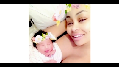 111416-celeb-article-godmother-blac-chyna-rob-daughter-2