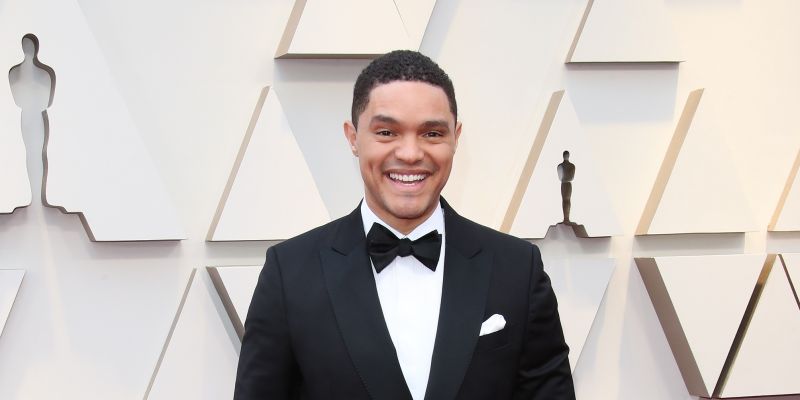 022519-celebrities-trevor-noah-oscars-joke