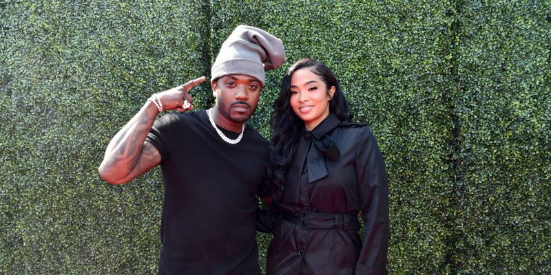 100621-celebrities-ray-j-princess-love
