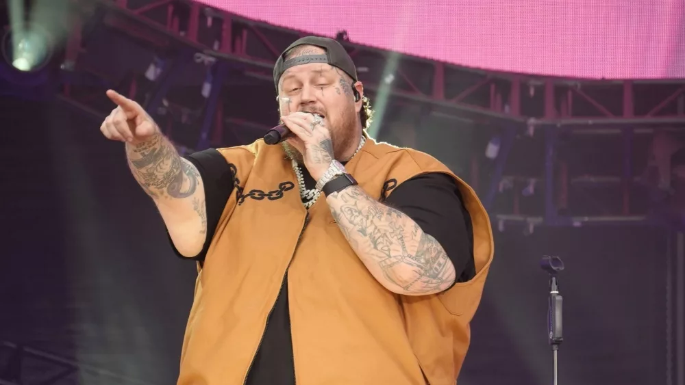 Jelly Roll earns 6th consecutive #1 on country radio with “I Am Not Okay”