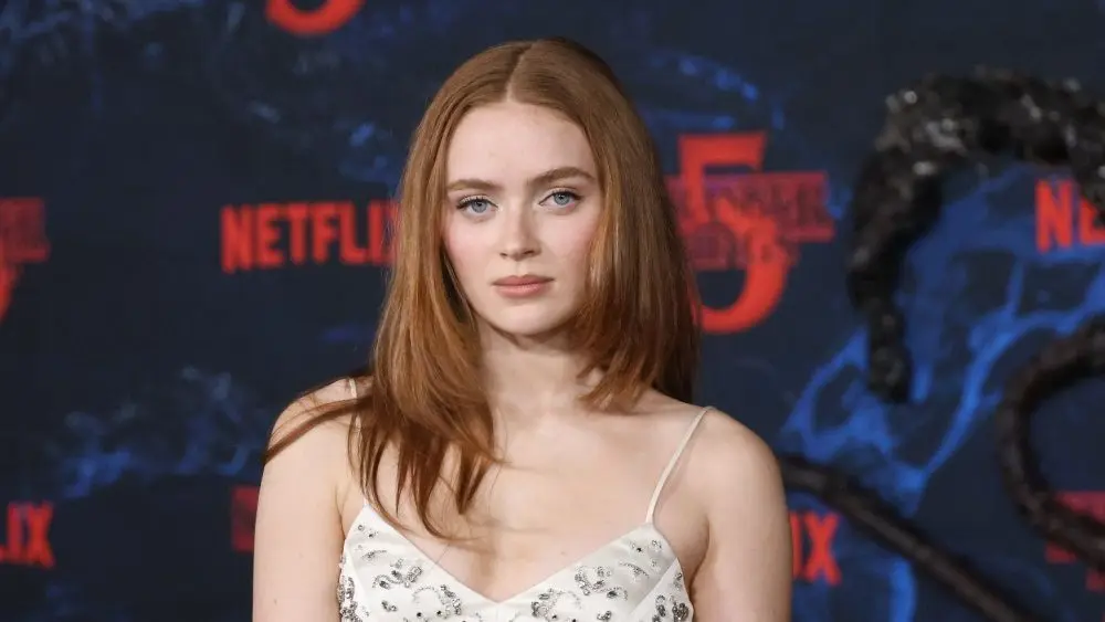 Sadie Sink at the Netflix Stranger Things Season 5 World Premiere at the TCL Chinese Theatre IMAX LOS ANGELES - NOVEMBER 6 2025