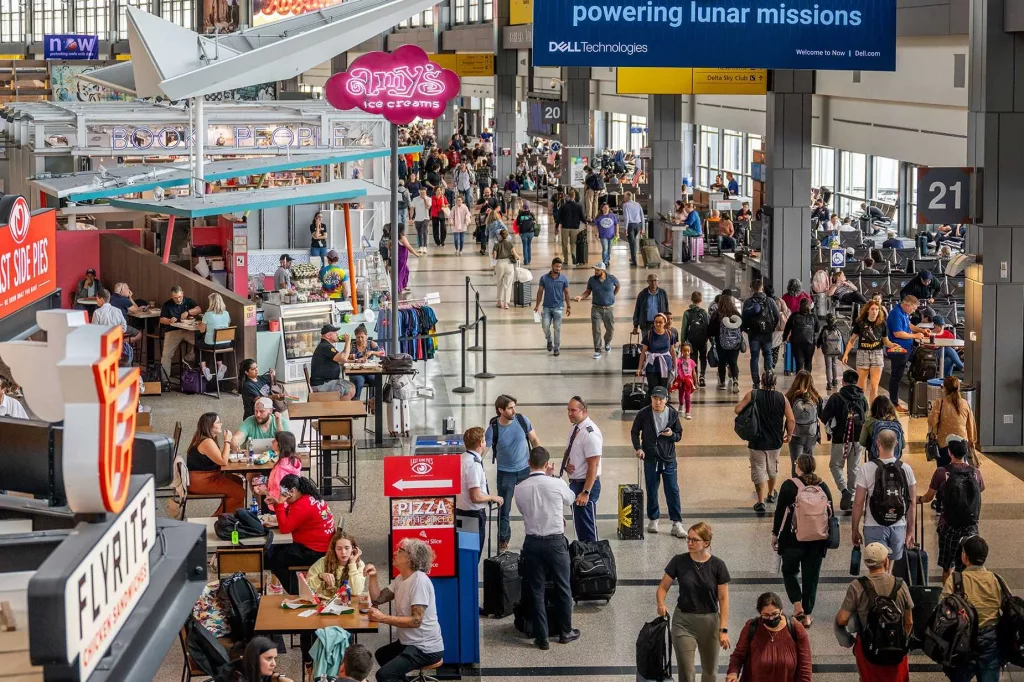 Traveling this Labor Day weekend? Expect record crowds and lower prices