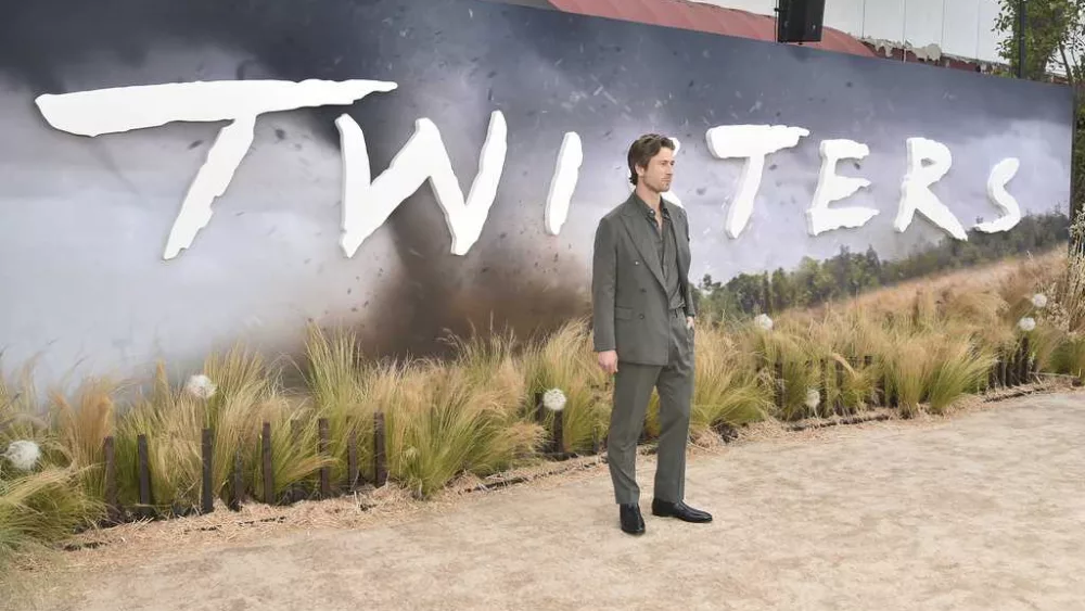 National Weather Service shows how 'Twisters' stacks up to real life