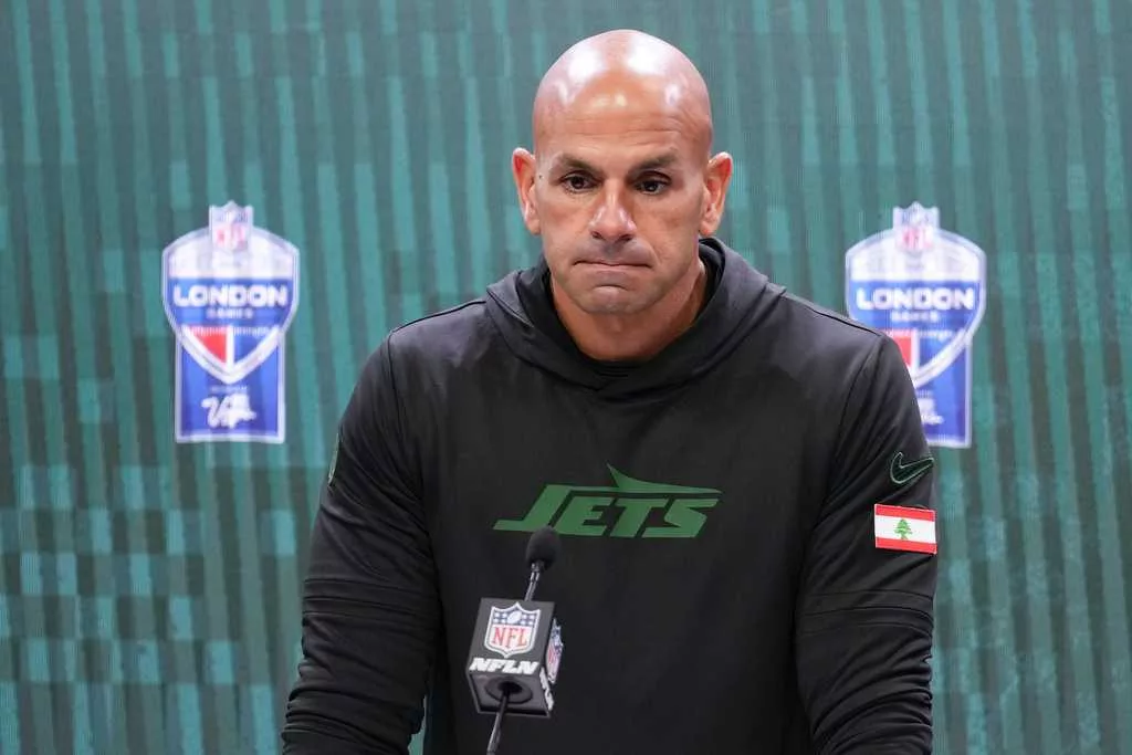 New York Jets fire head coach Robert Saleh after disappointing season start