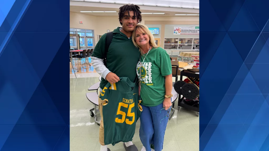News We Love: Ohio high school's viral heartwarming jersey video