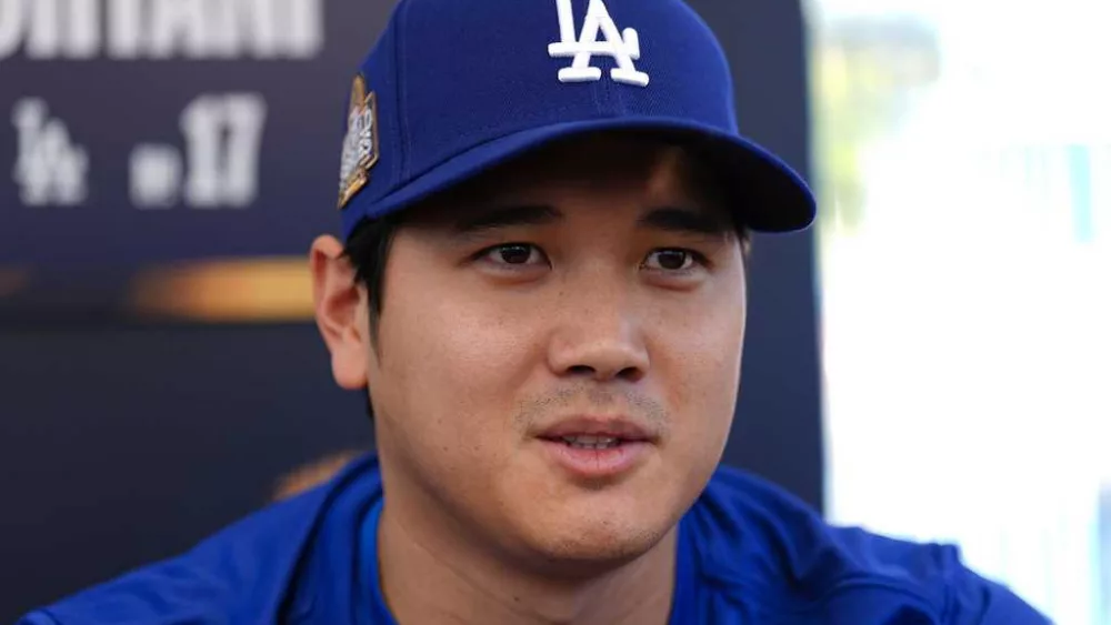 Shohei Ohtani won't pitch in the World Series, but that's not slowing Ohtanimania