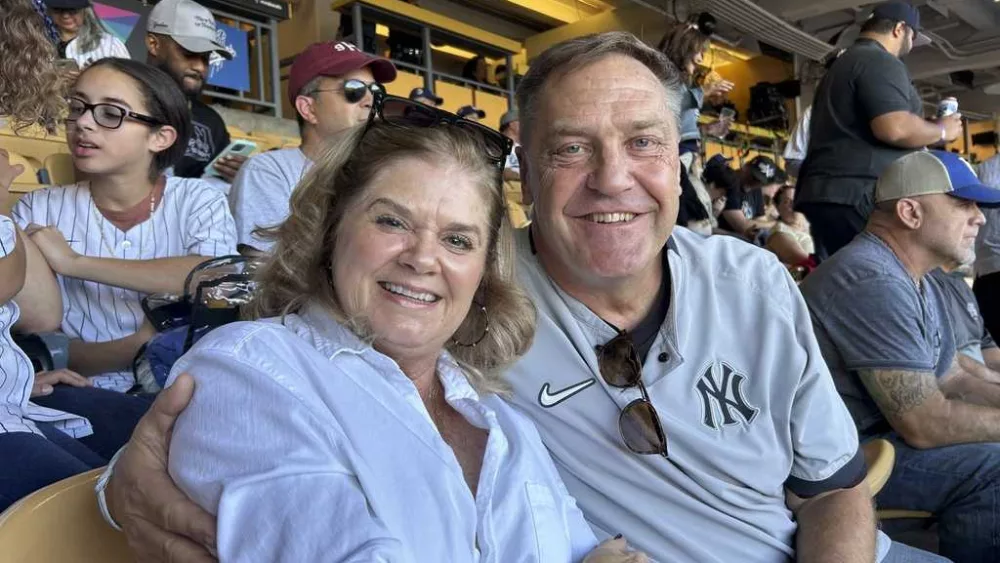 Yankees take flight with pitcher's father piloting team charters