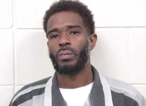 Statesboro aggravated assault suspect turns himself in