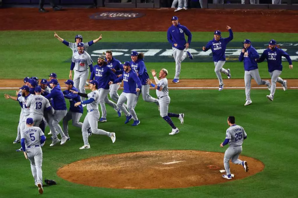 Dodgers win World Series in 5 games, overcome 5-run deficit with help of errors to beat Yankees 7-6
