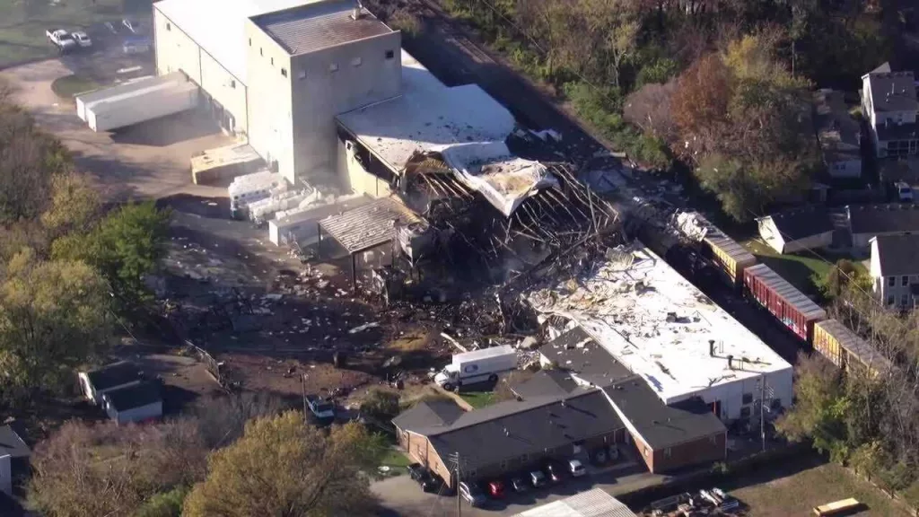 Large explosion at Louisville plant heard for miles; at least 6 hospitalized