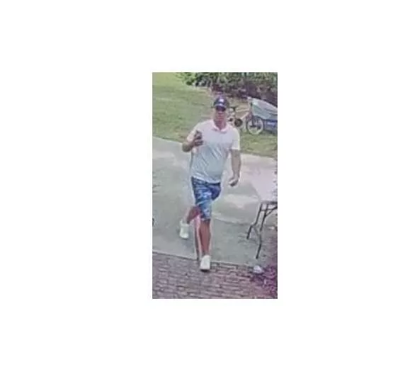 Suspected porch pirate wanted by Chatham County Police