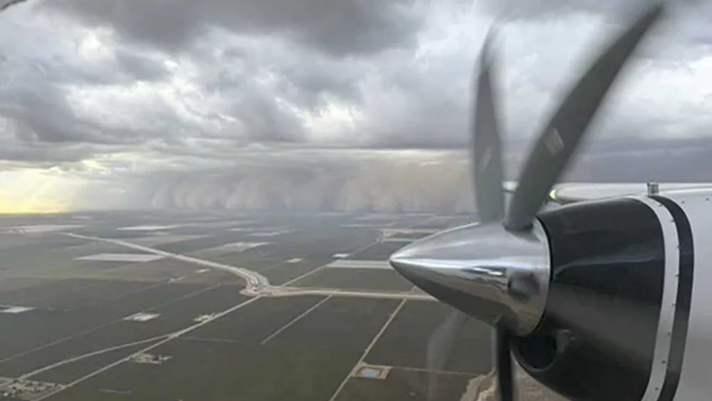 VIDEO: Massive dust storm causes vehicle pileup on California highway
