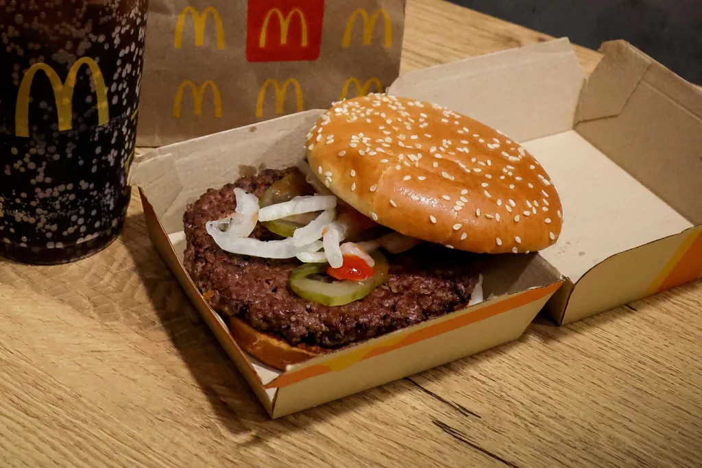 McDonald’s spends $100 million to lure customers back after E. coli outbreak