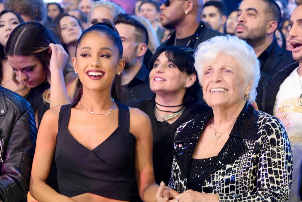 Ariana Grande flies to her hometown for one day just to see 'Wicked' with her grandma