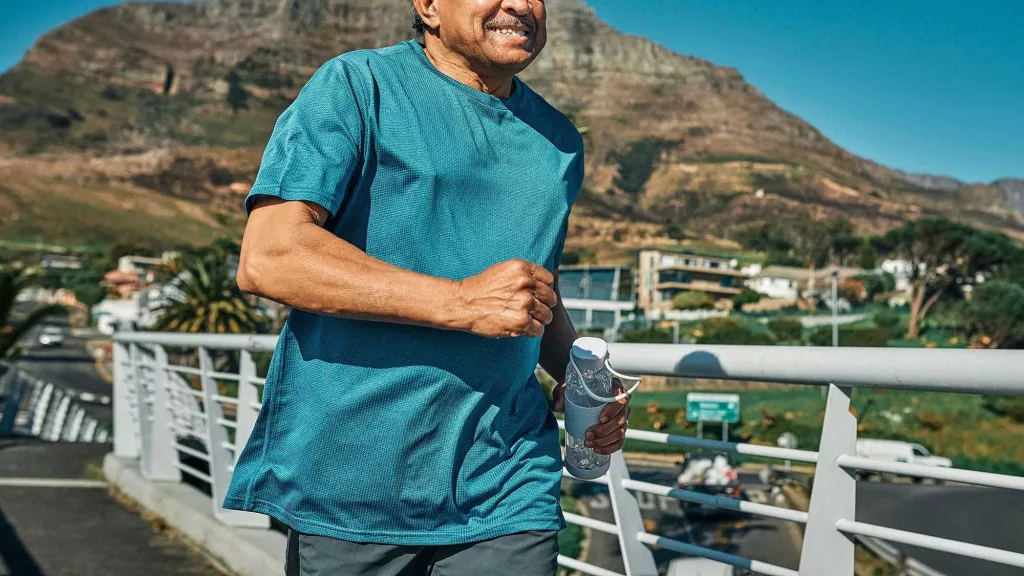 Dementia may arrive a decade earlier in men at high risk for heart disease, study finds